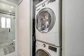 Private Backyard: Dog-friendly Wilton Manors Home!