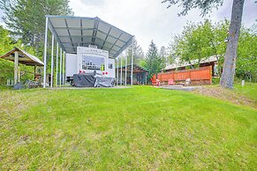 Family Fun on Ruby Creek: Cusick Hideaway w/ Dock