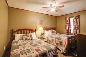 Outdoor Entertainment Areas: Greers Ferry Cottage!