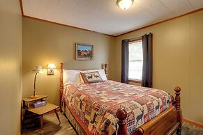 Outdoor Entertainment Areas: Greers Ferry Cottage!