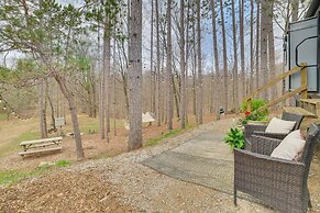 7 Mi to Torch Lake: Pet-friendly Getaway!