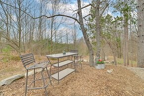 7 Mi to Torch Lake: Pet-friendly Getaway!