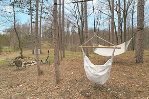 7 Mi to Torch Lake: Pet-friendly Getaway!