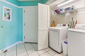 Ocean View & Pool Access: Condo in Myrtle Beach