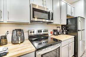 Walk to Dining: Sleek Hampton Home w/ Deck!