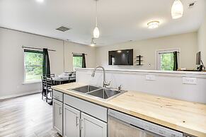 Walk to Dining: Sleek Hampton Home w/ Deck!