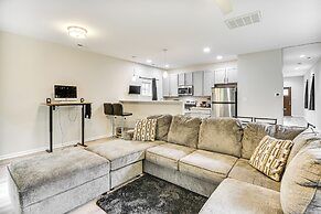 Walk to Dining: Sleek Hampton Home w/ Deck!