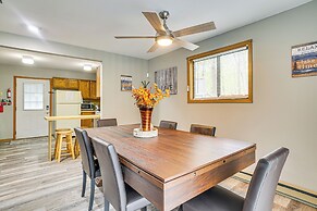 Home w/ Pool & Lake in Jim Thorpe: 6 Mi to Dtwn!