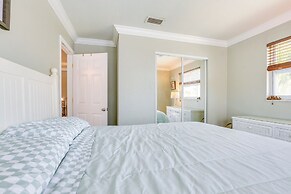 Walkable Gulf-view Getaway in Fort Myers Beach!