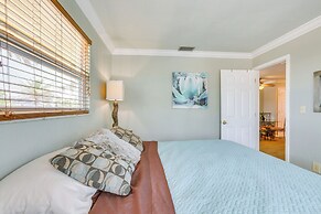 Walkable Gulf-view Getaway in Fort Myers Beach!