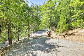 Peaceful Forest Views & Patio: Twain Harte Home