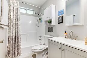 Peaceful Forest Views & Patio: Twain Harte Home