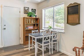 Peaceful Forest Views & Patio: Twain Harte Home