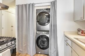 Peaceful Forest Views & Patio: Twain Harte Home