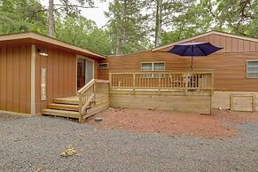 Greers Ferry Lake Escape: Cabin w/ Pool Access