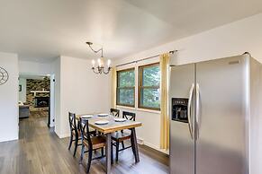 1 Mi to Freer Field: Ashland Home w/ Yard!