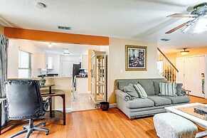 10 Mi to Universal Orlando: Home w/ Screened Porch