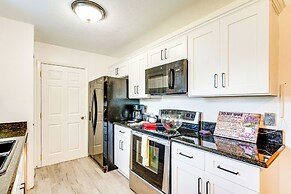 10 Mi to Universal Orlando: Home w/ Screened Porch