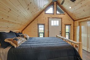 1/2 Mi to Ruby River: Cabin w/ Trail Access!