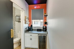 Skyline Views: Nashville Townhome 3 Mi to Broadway