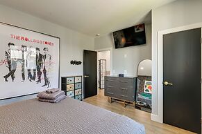 Skyline Views: Nashville Townhome 3 Mi to Broadway