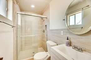 3 Mi to Dtwn Mesa: Home w/ Fenced Backyard!
