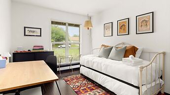 Upstay Contemporary 4BR Family Home With Garden