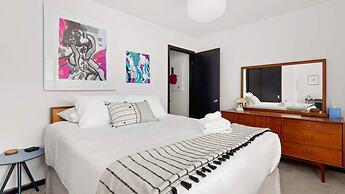 Upstay Contemporary 4BR Family Home With Garden