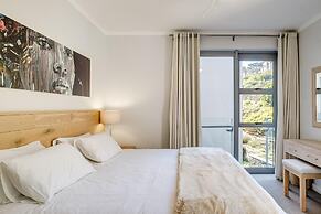 Excellent Sea View 3bed Apt Crystalline Bay