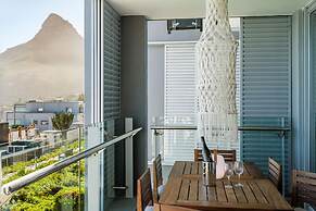 Excellent Sea View 3bed Apt Crystalline Bay
