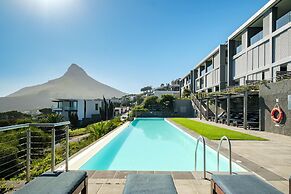 Excellent Sea View 3bed Apt Crystalline Bay