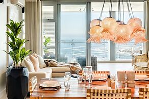 Excellent Sea View 3bed Apt Crystalline Bay