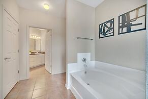 Modern Pet-friendly 2BR Condo6 Mins From Disney