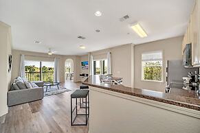 Modern Pet-friendly 2BR Condo6 Mins From Disney