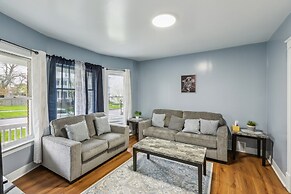 Comfy 3br Flat Close To The Falls 3 Bedroom Apts