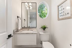 The Country House 6 Bedroom Home