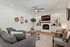 The Country House 6 Bedroom Home