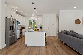 The Country House 6 Bedroom Home