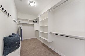 The Country House 6 Bedroom Home