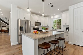 The Country House 6 Bedroom Home