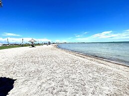 Rockport Bungalow 4 Bedroom Home