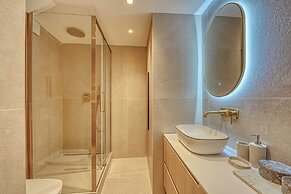 Central Historic Loft by Architect, Near Louvre