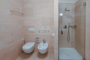 Luxurious Lugano Apartment With City Views