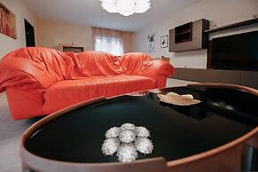 Luxurious Lugano Apartment With City Views