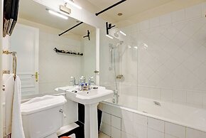 Charming Apartment - 4BR -10p- Madeleine