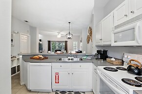 Disney Charm, Steps From Pool and Clubhouse!