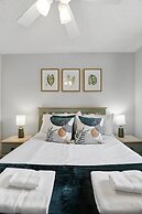 Disney Charm, Steps From Pool and Clubhouse!