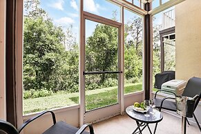 Disney Charm, Steps From Pool and Clubhouse!