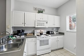 Disney Charm, Steps From Pool and Clubhouse!