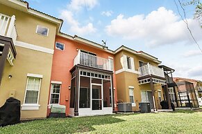 Disney Charm, Steps From Pool and Clubhouse!